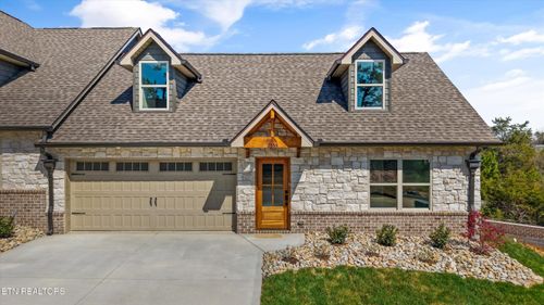 7553 Ridge Hollow Way, Knoxville, TN, 37924-3603 | Card Image