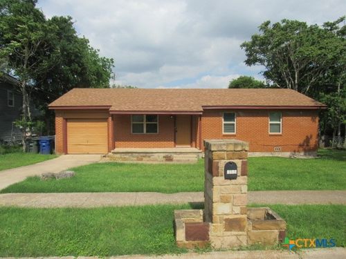 2103 Crescent Dr, Copperas Cove, TX, 76522-3304 | Card Image