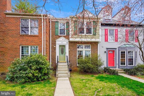 14911 Forest Landing Cir, ROCKVILLE, MD, 20850-3924 | Card Image