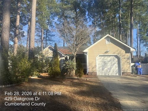429 Oakgrove Dr, Fayetteville, NC, 28314-1747 | Card Image