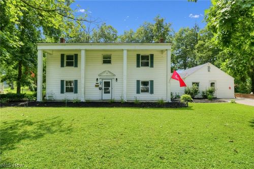 222 E Howard St, Willard, OH, 44890-1613 | Card Image