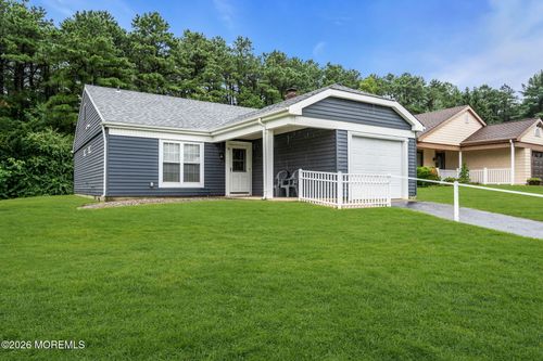 3 Maidstone Way, Manchester, NJ, 08759-6809 | Card Image