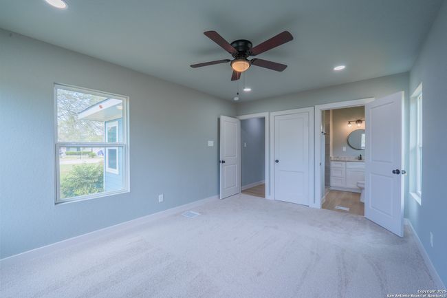 234 Gaiety Ln, House other with 3 bedrooms, 2 bathrooms and null parking in Kirby TX | Image 23