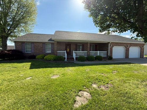 1303 N Magnolia Dr, Marion, IL, 62959-5908 | Card Image