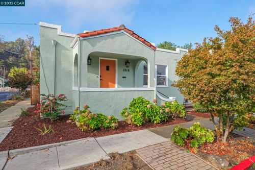 1016 Castro St, Martinez, CA, 94553-1616 | Card Image