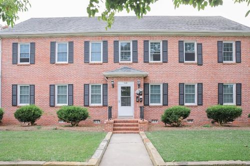 1109 N Chestnut St, Lumberton, NC, 28358-1303 | Card Image