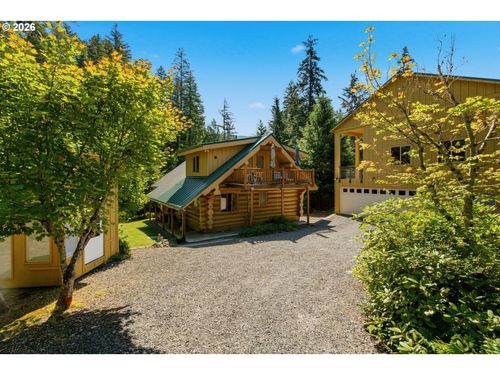 282 Edgewater Dr, Carson, WA, 98610-3391 | Card Image