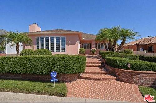 6222 Flores Ave, Los Angeles, CA, 90056-1623 | Card Image
