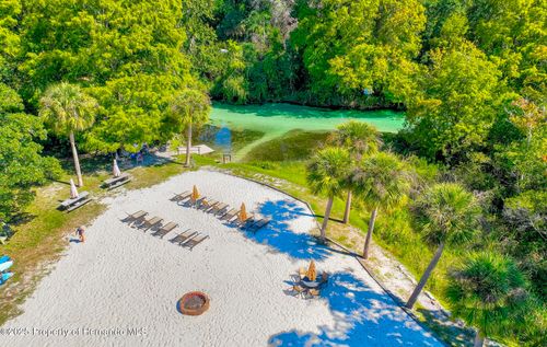 6502 River Run Blvd, Weeki Wachee, FL, 34607-4009 | Card Image