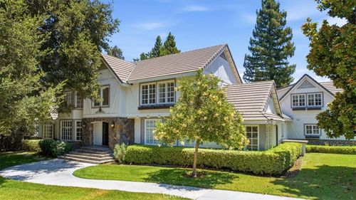 26650 Macmillan Ranch Rd, Canyon Country, CA, 91387-4036 | Card Image