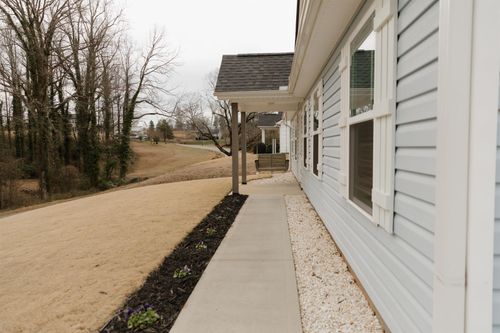 653 N Shamrock Ave, Landrum, SC, 29356-1235 | Card Image