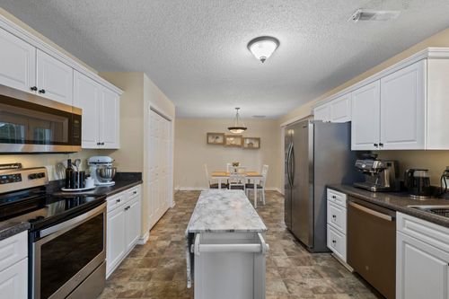747 Onyx Cir, Boiling Springs, SC, 29316-7420 | Card Image