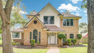 317 Juniper Street, House other with 4 bedrooms, 2 bathrooms and null parking in Lake Jackson TX | Image 3