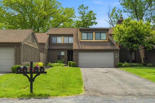 c-2111 Brookhurst Ave, Columbus, OH, 43229-1585 | Card Image