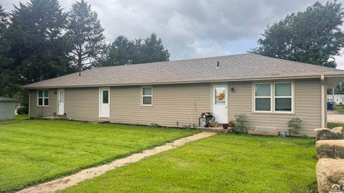 505 N Elmira St, Highland, KS, 66035-4007 | Card Image