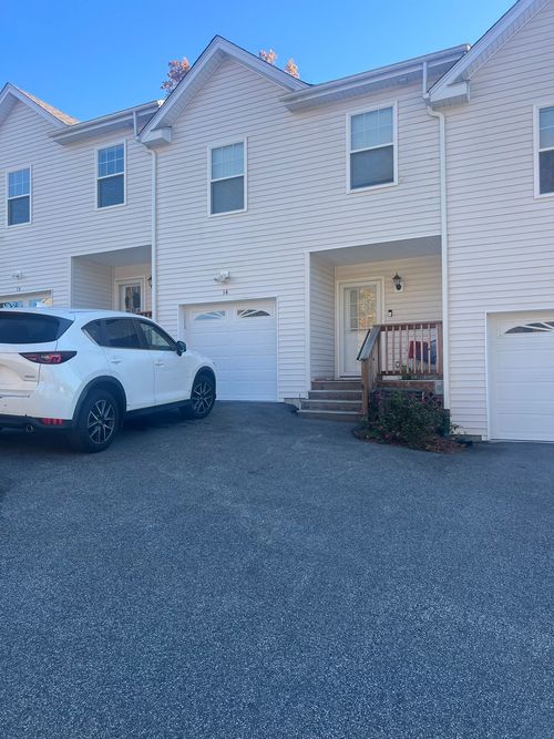 14-14 Joe Fromms Way, West Warwick, RI, 02893-4255 | Card Image