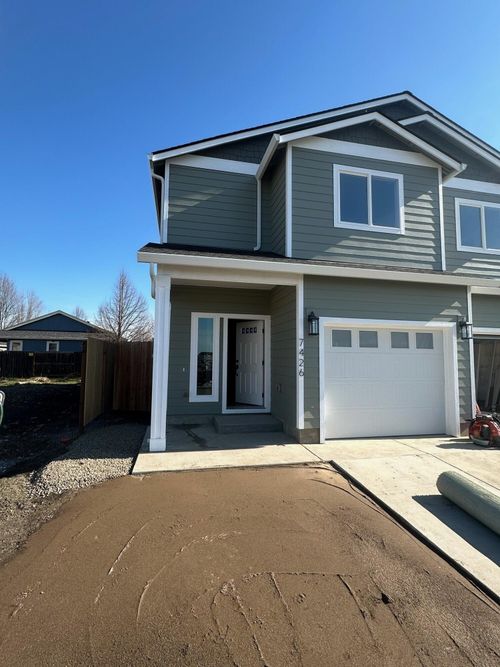 7422 Denman Ct, White City, OR, 97503-4200 | Card Image
