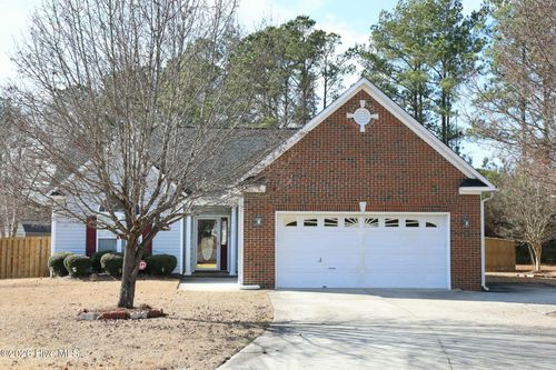 105 Biscayne Ct, Jacksonville, NC, 28540-4135 | Card Image