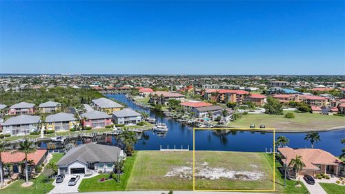 3330 Sandpiper Dr, PUNTA GORDA, FL, 33950-6672 | Card Image