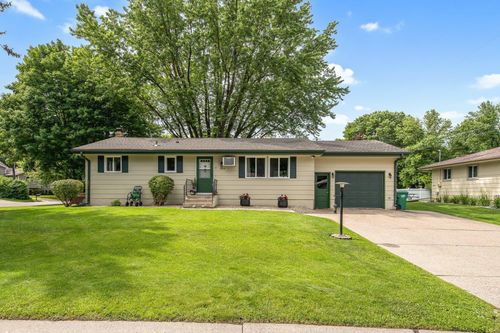 124 Willow Dr Sw, Saint Michael, MN, 55376-9769 | Card Image