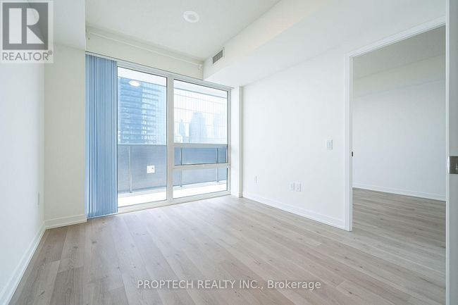 3009 - 138 Downes St, Condo with 2 bedrooms, 1 bathrooms and null parking in Toronto ON | Image 9