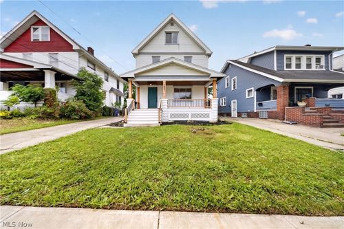 4605 Brooklyn Ave, Cleveland, OH, 44109-3823 | Card Image