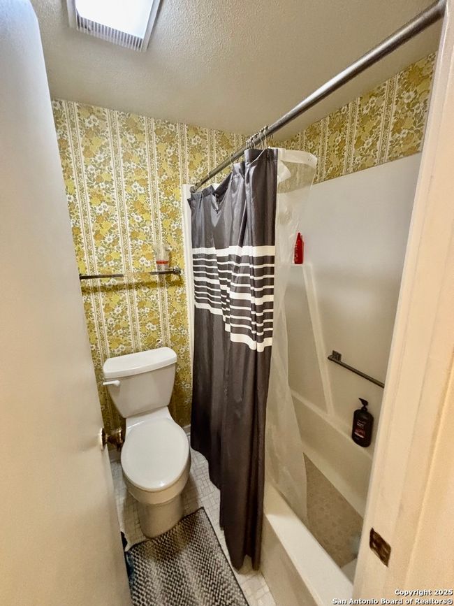 3280 Gopher Hl, House other with 3 bedrooms, 2 bathrooms and null parking in China Grove TX | Image 27