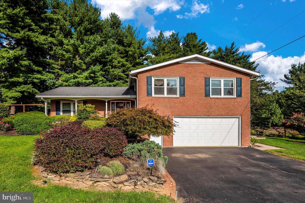 Shinham Rd, Hagerstown, MD 21740