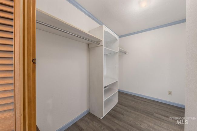 2445 Orchard Rd, House other with 4 bedrooms, 3 bathrooms and 4 parking in Council ID | Image 23