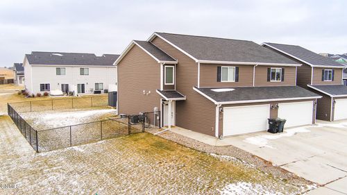 4724 Impala Court Nw, Mandan, ND, 58554 | Card Image