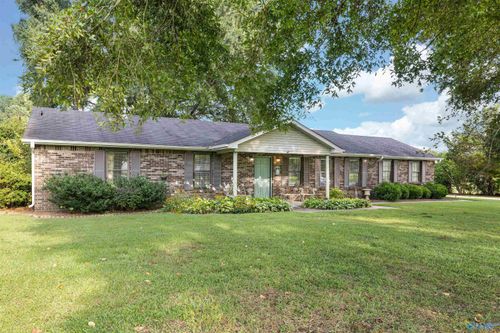1861 New Center Rd, Hartselle, AL, 35640-5640 | Card Image