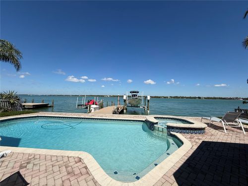 11445 9th St E, Treasure Island, FL, 33706-1126 | Card Image