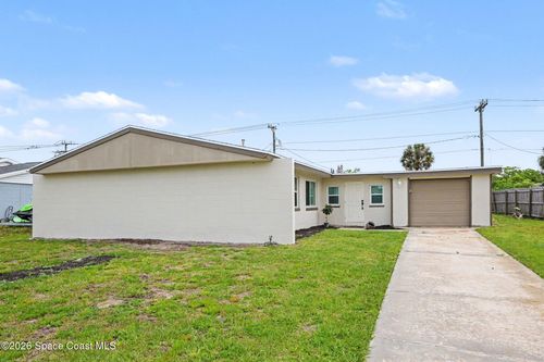 956 Beechfern Ln, Rockledge, FL, 32955-4010 | Card Image