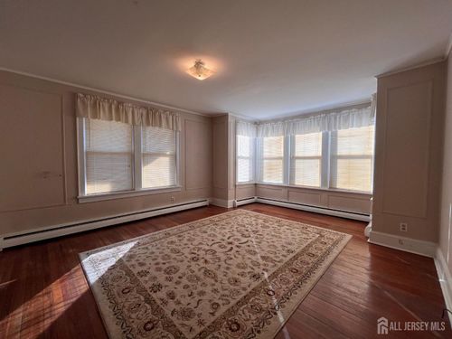342 Shoreland Cir, South Amboy, NJ, 08879-2757 | Card Image