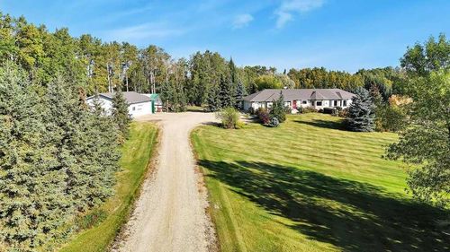 33016 Township Road 424a, Rural Ponoka County, AB, T0C2J0 | Card Image