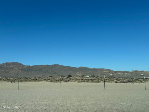 1475 E 2nd St, Silver Springs, NV, 89429 | Card Image