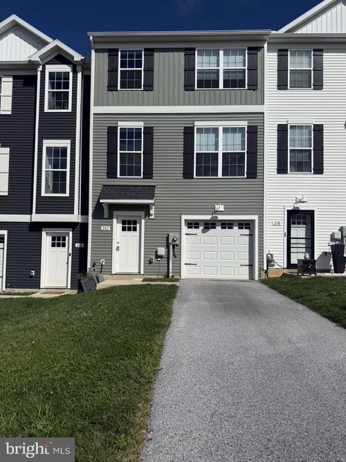 3122-242 Hudson Boulevard, RED LION, PA, 17356 | Card Image