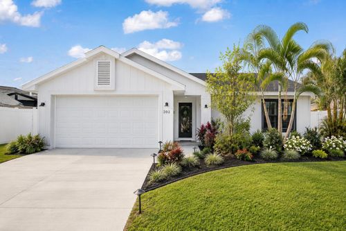 2024 Ne 24th St, Jensen Beach, FL, 34957-5166 | Card Image