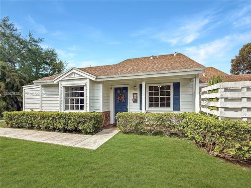 4-85-13771 Sw 149th Circle Ln, Miami, FL, 33186-8245 | Card Image
