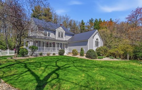 51 Ellyson Ave, East Hampstead, NH, 03826-5405 | Card Image