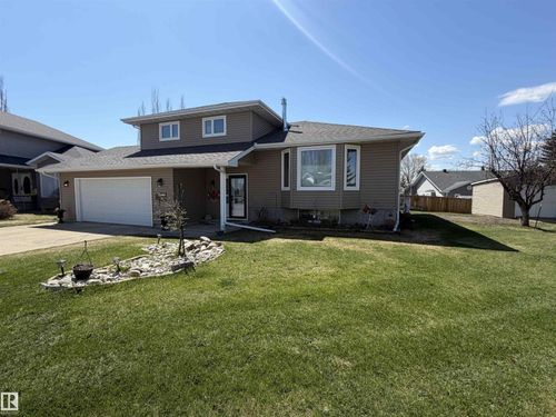 4515-56 A Ave, Stony Plain, AB, T7Z1C8 | Card Image