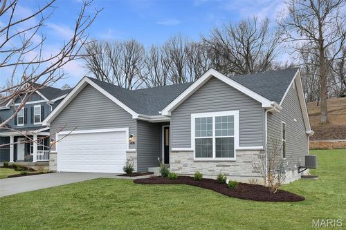 28 Shady Elm Ct, Saint Charles, MO, 63301-4941 | Card Image