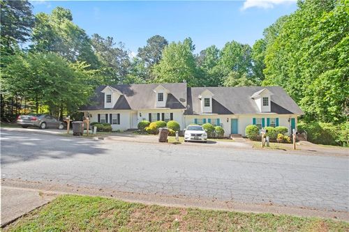 6712 Lakewood Dr, Douglasville, GA, 30135-1687 | Card Image