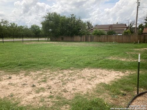 139 Sutton Place-Lot #30, Uvalde, TX, 78801 | Card Image