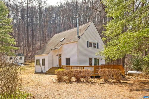 3955 Taylors Mountain Farm Ln, Charlottesville, VA, 22903-7671 | Card Image