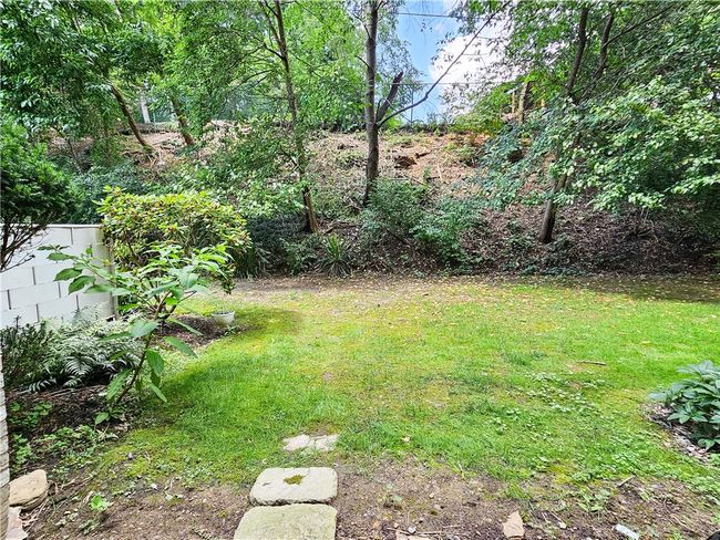 APT-209E - 2120 Greentree Rd, Condo with 2 bedrooms, 2 bathrooms and null parking in Pittsburgh PA | Image 14