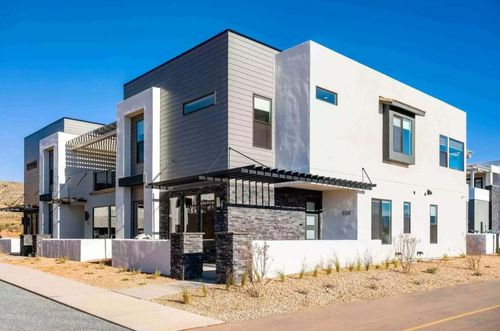 658 W Beach Front Pl, St George, UT, 84790 | Card Image