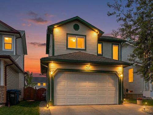 381 Silver Springs Way Nw, Airdrie, AB, T4B2X8 | Card Image