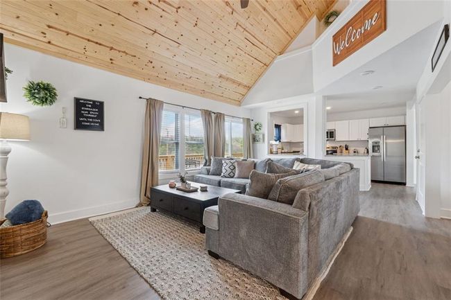 587 Oak Trce E, House other with 4 bedrooms, 2 bathrooms and 4 parking in Jasper GA | Image 4