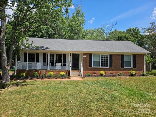 1109 Reid Harkey Rd, Matthews, NC, 28105-3821 | Card Image
